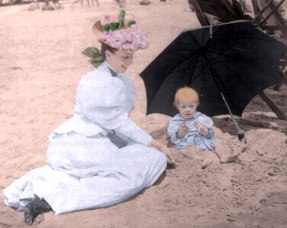Mulher vitoriana com seu filho em 1896.