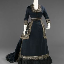 Vestido de meio-luto, 1872-1874. Americano, seda.