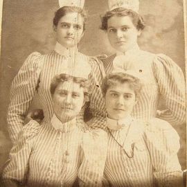 Enfermeiras em 1898.